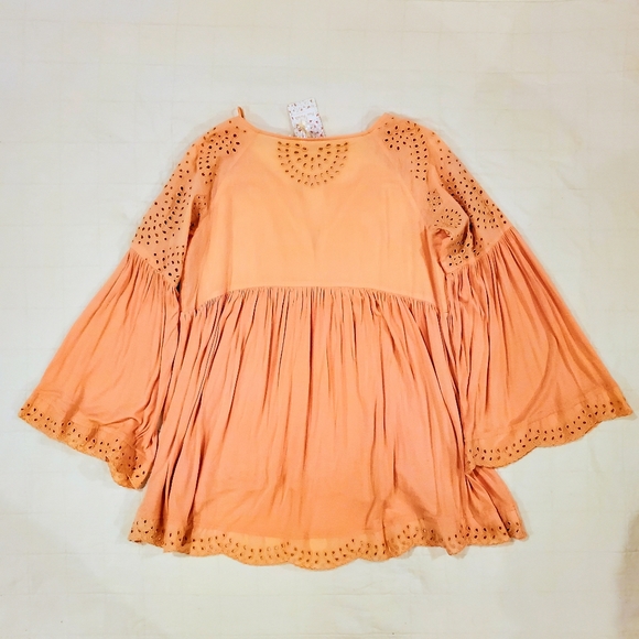 Free People Sea of Love Bell Sleeve Tunic Sz M NWT - Picture 6 of 11